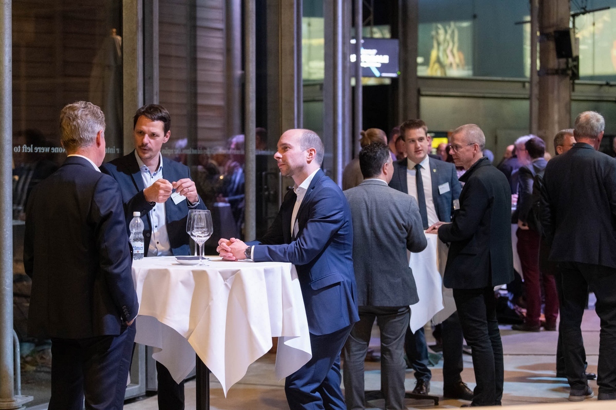 IHK Business Outlook 2021