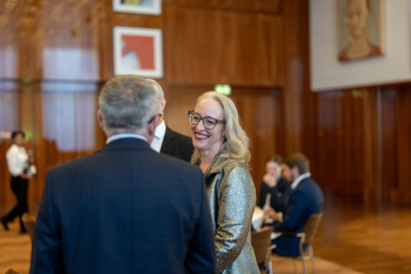 «Family.Firm.Future.»