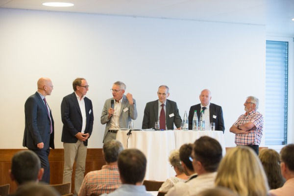 Public-Forum 2018