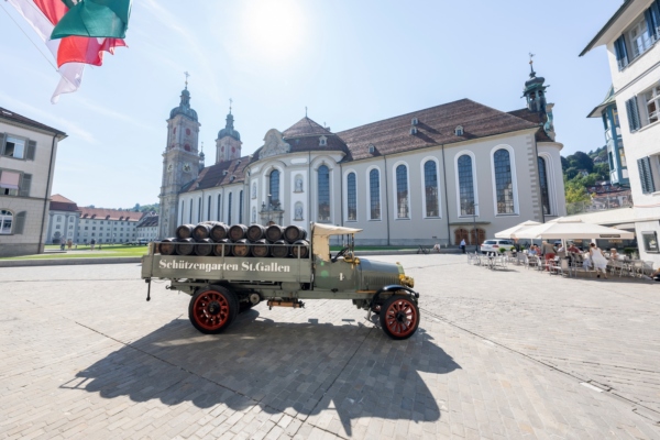 IHK-Jubiläumsbier-Lieferung 2022