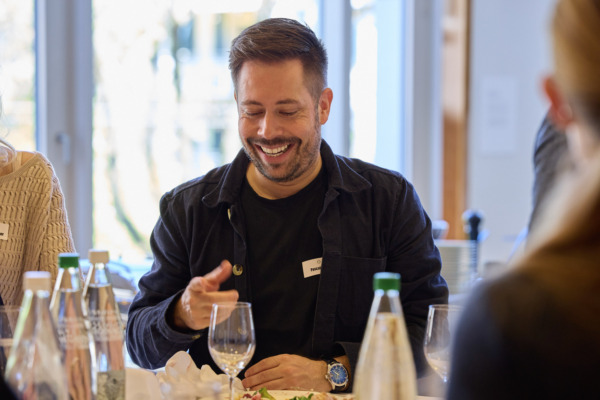 «Family.Firm.Future.»