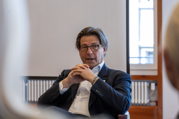 «Family.Firm.Future.»