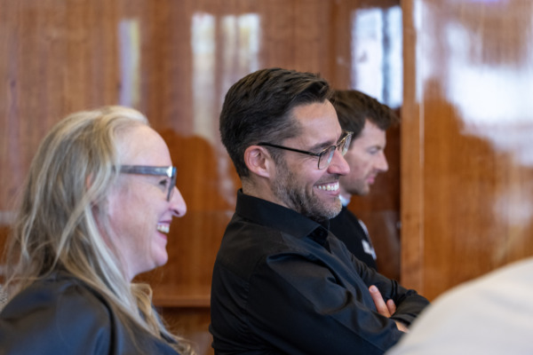 «Family.Firm.Future.»