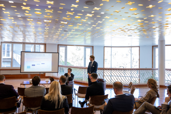 «Family.Firm.Future.»