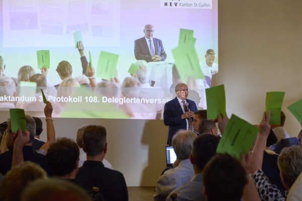 109. Delegiertenversammlung HEV Kanton St.Gallen, Verabschiedung Walter Locher