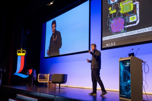 Digital Summit 2025
