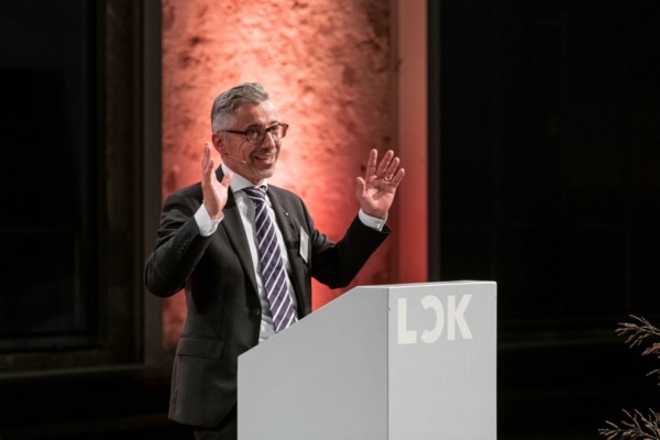 IHK Business Outlook 2021