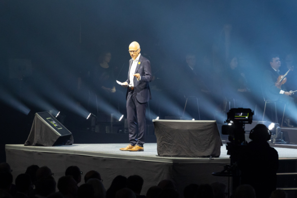 Licht an für die «St.Galler Kantonalbank Halle» 2024