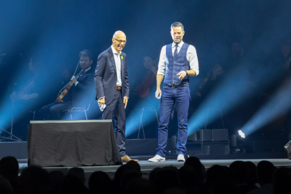 Licht an für die «St.Galler Kantonalbank Halle» 2024