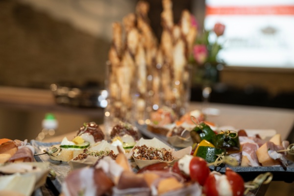 Thoma-Büroeröffnung im Stocken-Areal 2026: Tag 2