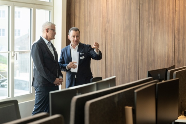 Thoma-Büroeröffnung im Stocken-Areal 2026: Tag 2