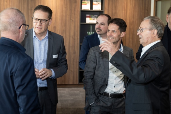 Thoma-Büroeröffnung im Stocken-Areal 2026: Tag 2