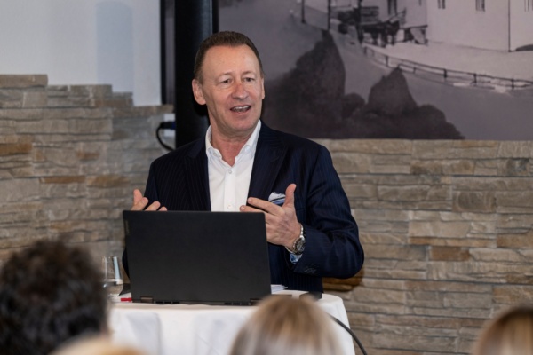 Thoma-Büroeröffnung im Stocken-Areal 2026: Tag 2