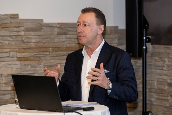 Thoma-Büroeröffnung im Stocken-Areal 2026: Tag 2