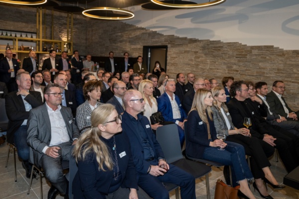 Thoma-Büroeröffnung im Stocken-Areal 2026: Tag 2