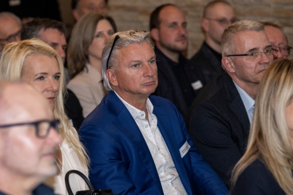 Thoma-Büroeröffnung im Stocken-Areal 2026: Tag 2