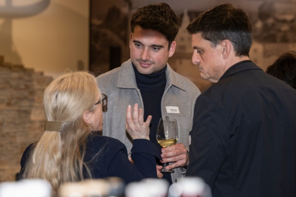 Thoma-Büroeröffnung im Stocken-Areal 2026: Tag 2