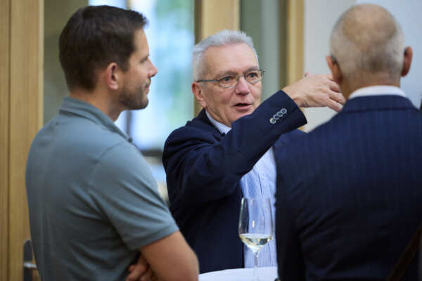 Wirtschaftliche Resilienz dank «dekarbon» 2026