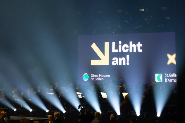 Licht an für die «St.Galler Kantonalbank Halle» 2024
