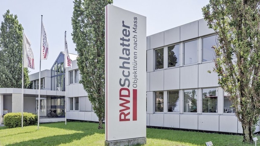 RWD Schlatter digitalisiert Funktionstüren