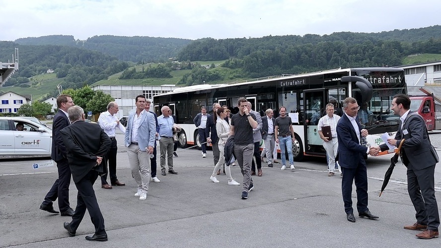 Die Besucher der IHK St.Gallen-Appenzell treffen ein