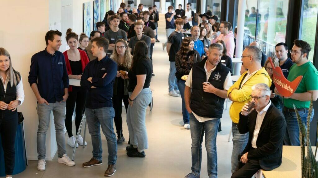 Über 600 Schüler am ersten Lehrstellenforum
