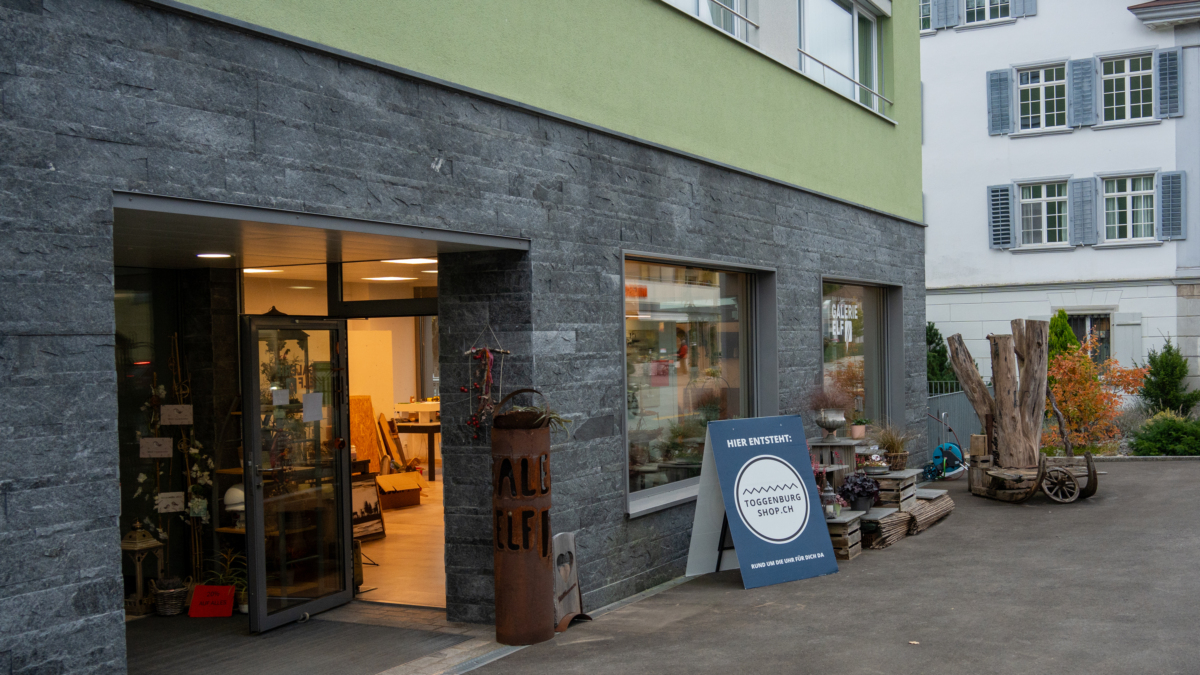 Galerie Elf wird mit einem Toggenburgshop ergänzt