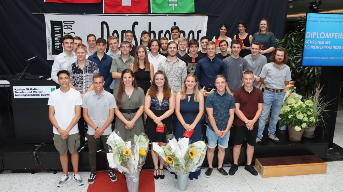 Glücksmoment für Schreiner an der Abschlussfeier