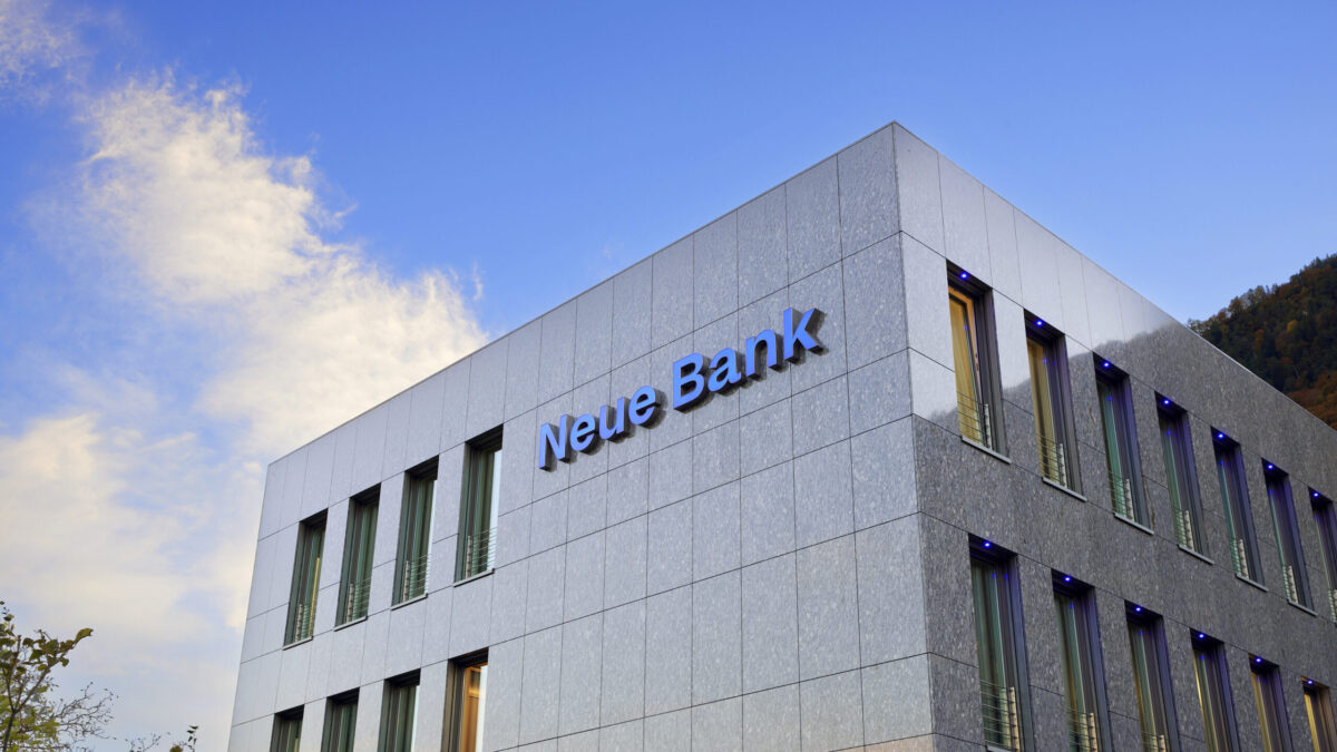 Neue Bank mit positiver Geschäftsentwicklung