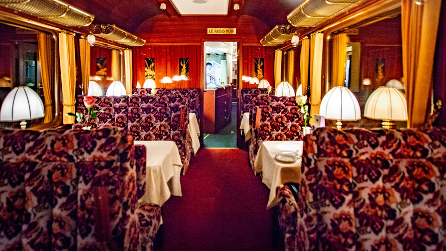 Nostalgische Genussfahrt im Speisewagen des «Prestige Continental Express»