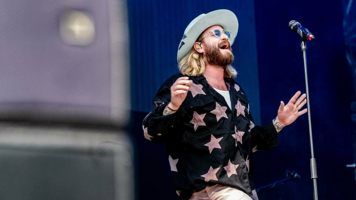 12. Fussballnacht: Baschi und Remo Forrer geben sich die Ehre