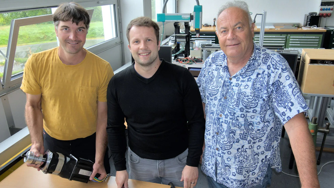 Altatek erhält Unterstützung für autonomen E-Mäher