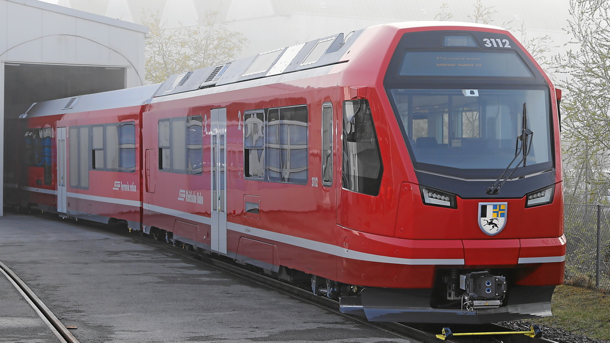 Rhätische Bahn und Stadler präsentieren neuen «Capricorn»