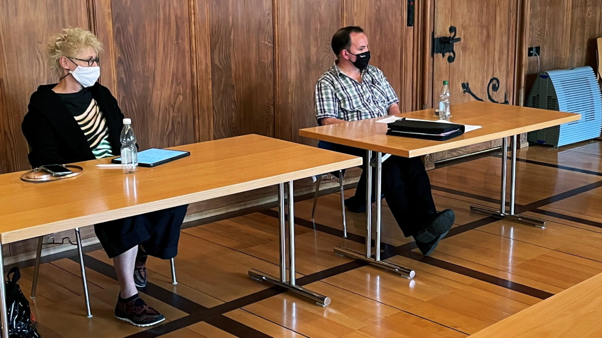 Runder Tisch mit Arbeitgeberverbänden