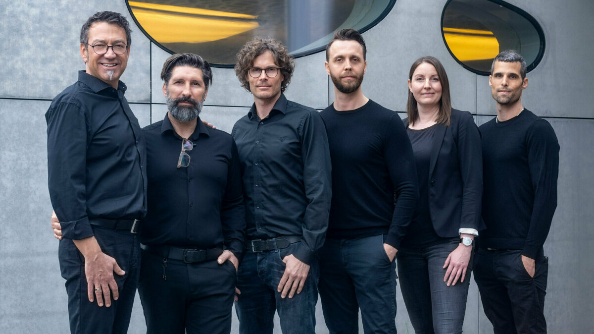 Die Geschäftsleitung: von rechts: David Gschwend, Friederike Heinzig, Nevzad Hamzic, Matthias Waibel, Raffaele Falivena und Carlos Martinez.