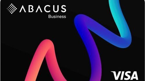 Abacus lanciert Bankkarte für Buchhaltung in Echtzeit