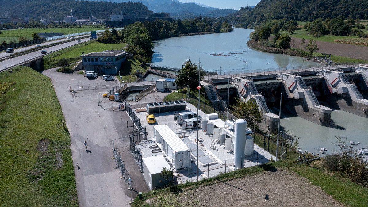 Domat/Ems produziert jetzt Wasserstoff