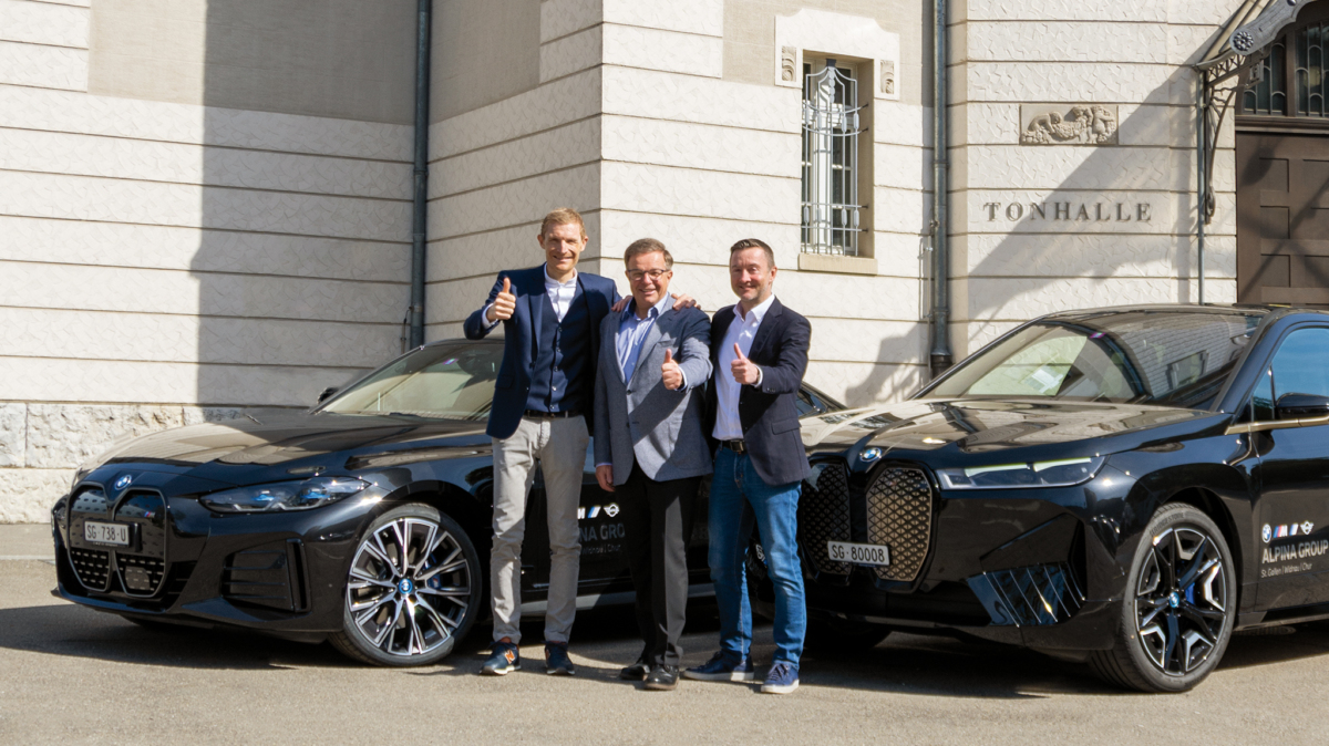 Markus Schwingel (links) und Daniel Engelberger (rechts) engagieren sich mit der Alpina Group auch als Sponsor bei den St.Galler Festspielen.