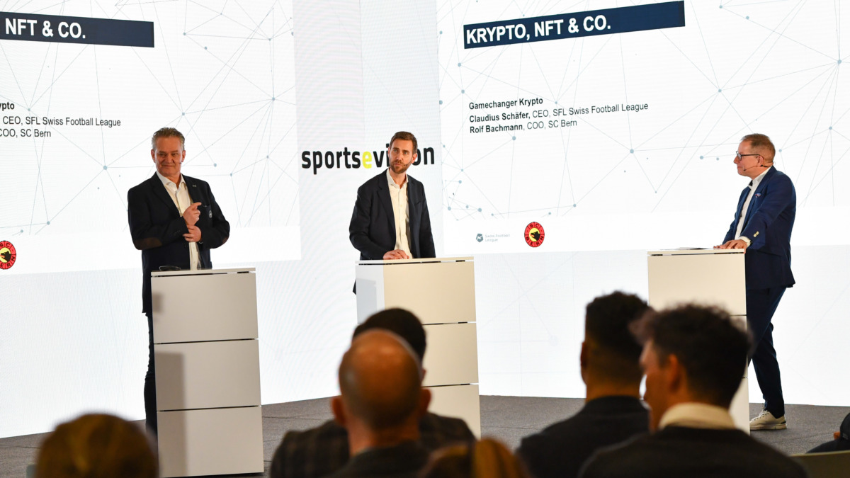 Rolf Bachmann, COO SC Bern, Claudius Schäfer, CEO SFL Swiss Football League,  und Veranstaler Hans-Willy Brockes von ESB Marketing Netzwerk.