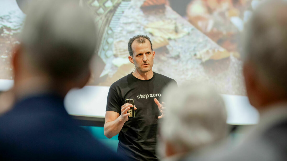 Claude Rieser, CEO von Step Zero, forscht mit seinem Team an nachhaltigen Schuhsohlen