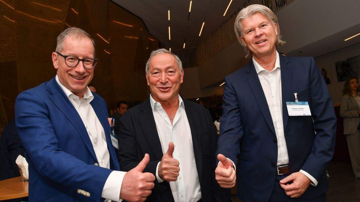 Hans-Willy Brockes mit Samih Sawiris und Andreas Angehrn.