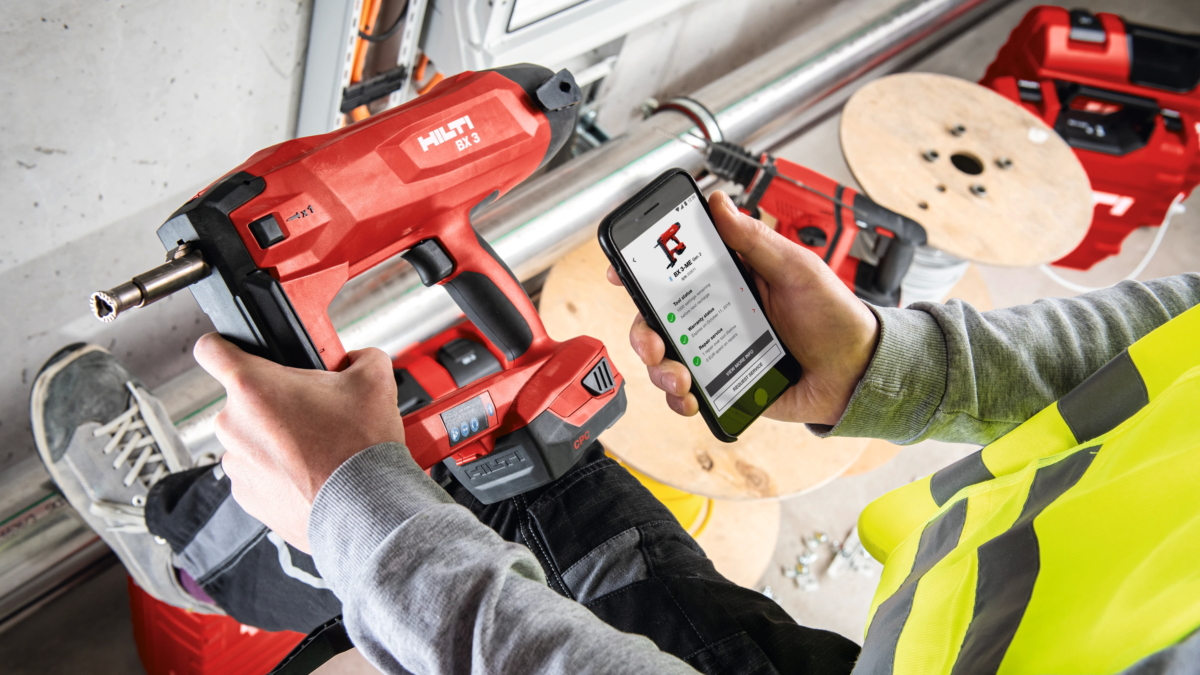 Hilti holt Trackunit ins Boot