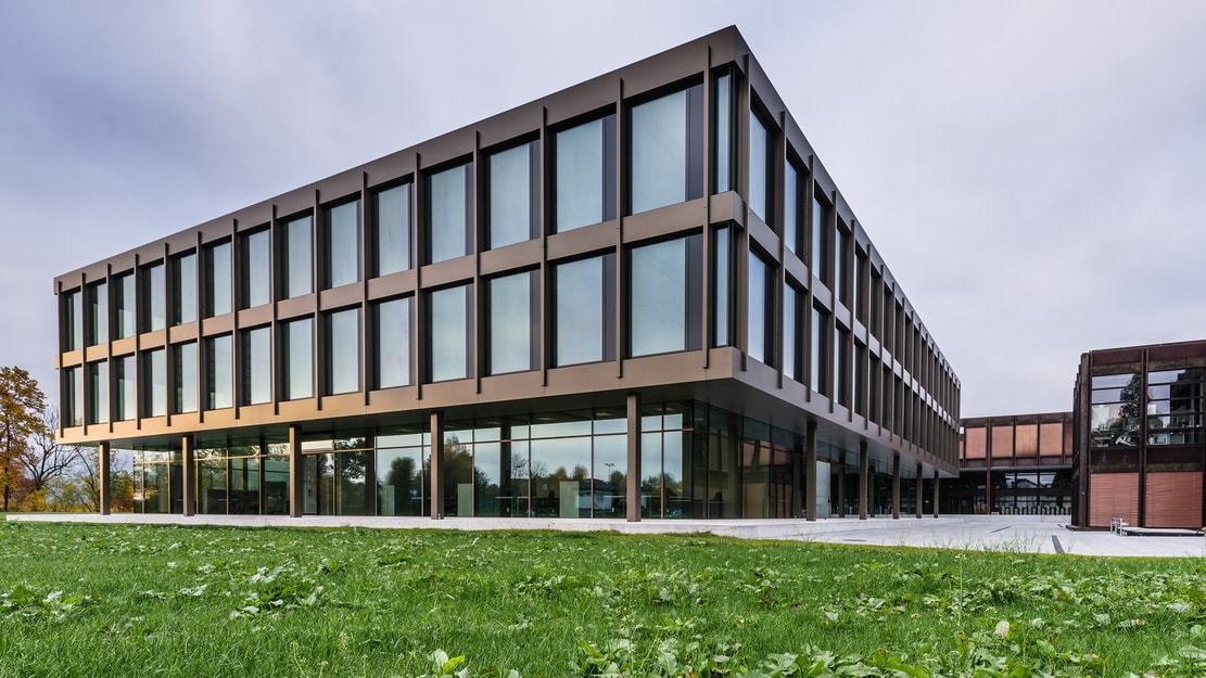 HSR Rapperswil und Uni Liechtenstein liegen vorn