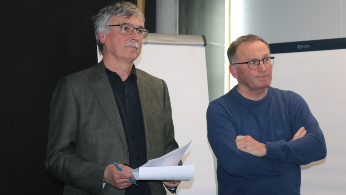 Bauen in Zeiten des Klimawandels: Kleine Fenster und kühle Innenhöfe