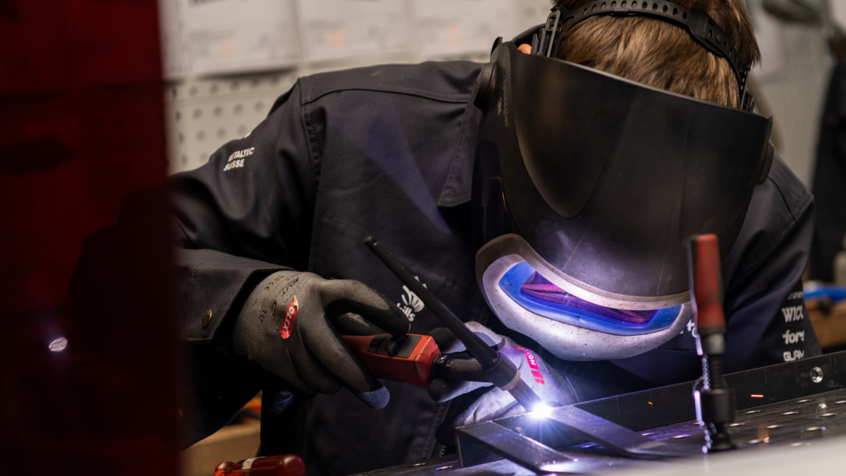 Drei Metallbaukonstrukteure und ein Metallbauer aus St.Gallen wollen Schweizer Meister werden