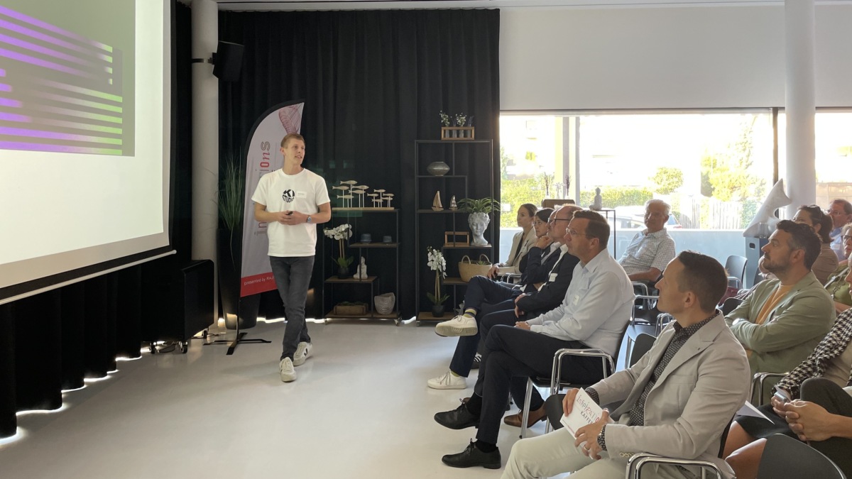 Künstliche Intelligenz im Fokus beim Inspirationskaffee