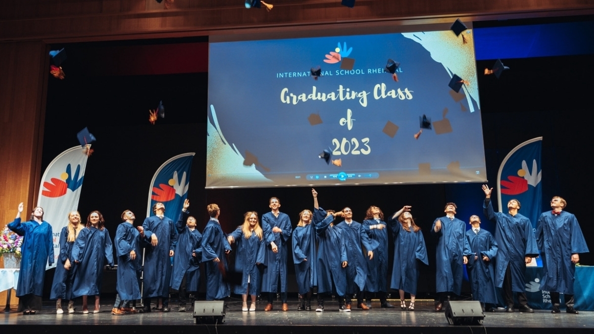 ISR diplomiert so viele Absolventen wie noch nie
