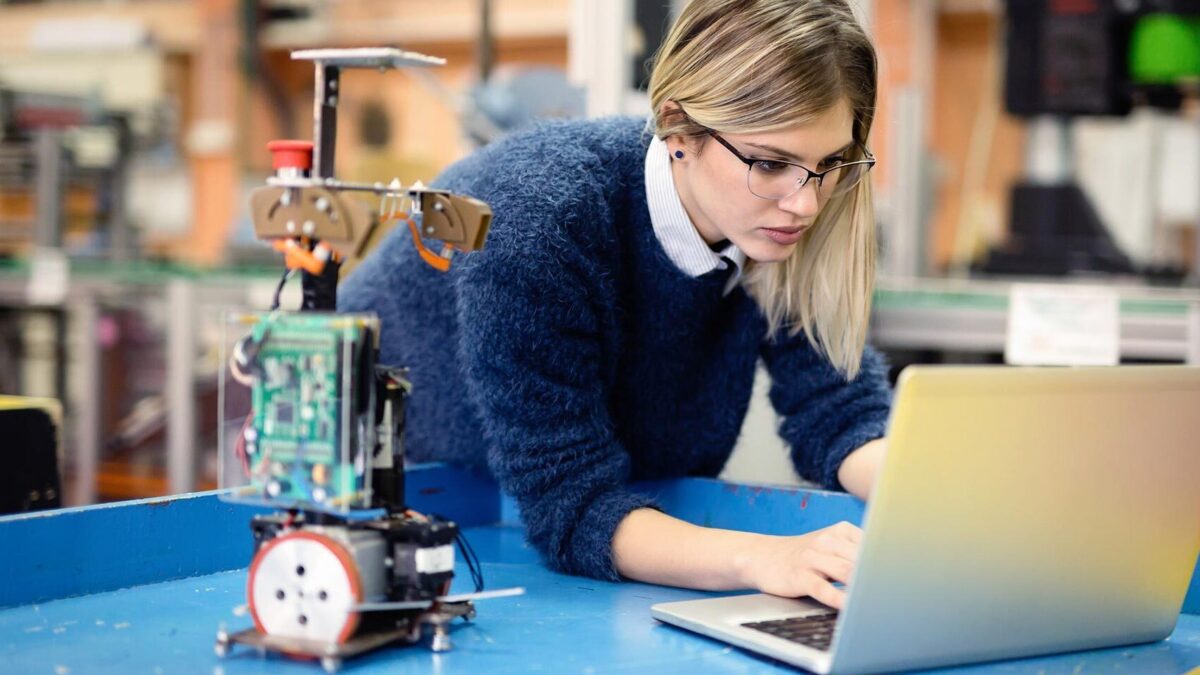 Junge Frauen meiden technische Berufe
