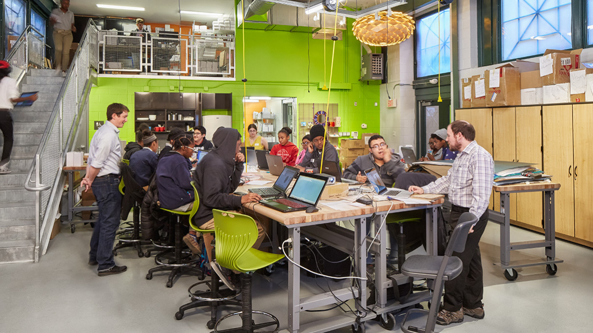 MakerSpace trifft auf Schule