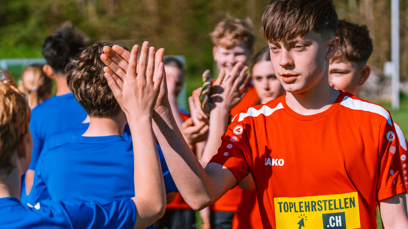 Nachwuchsförderung auf der grünen Wiese